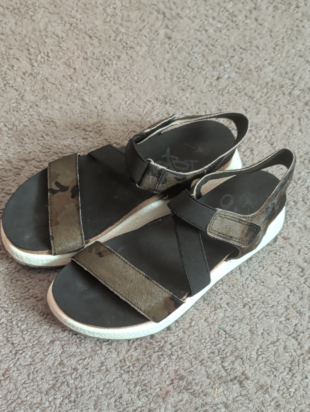OTBT Camouflage Black Strap Sandals